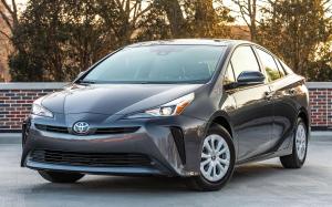Toyota Prius L Eco (NA) '2019